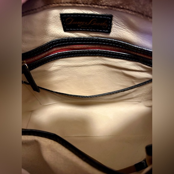 DOONEY & BOURKE CAMERON NWT, EMBOSSED CROCO SATCHEL BLACK - Picture 6 of 7